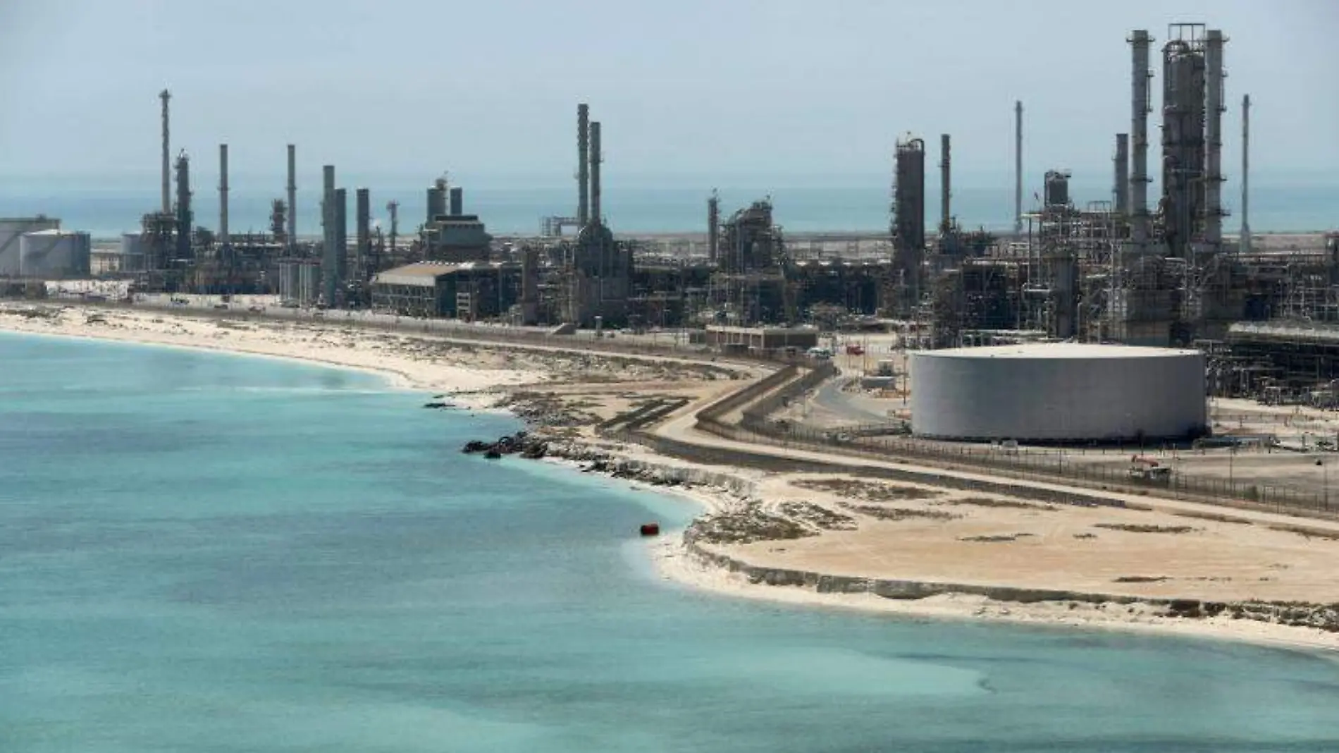 Saudi Aramco's Ras Tanura  REUTERS